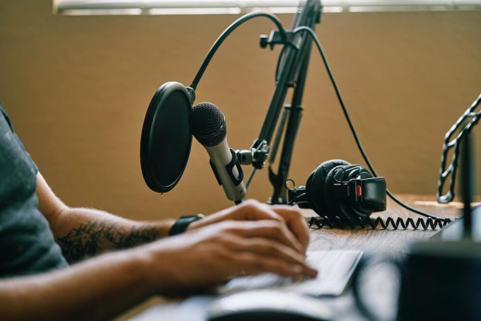 13 Critical pieces of podcast equipment for recording on the go